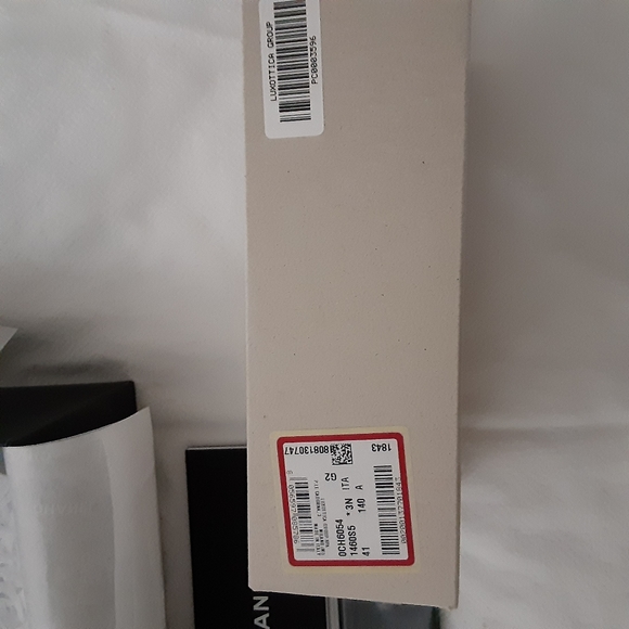 CHANEL Cat Eye Sunglasses - Picture 2 of 9